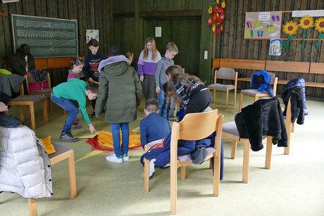 Kindergottesdienst im Pater Bonifatius Dux Haus